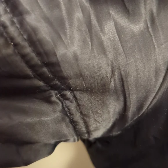 Vintage Coogi Puffer Jacket with Removable Faux Fur lined hood Size Medium - Picture 6 of 14